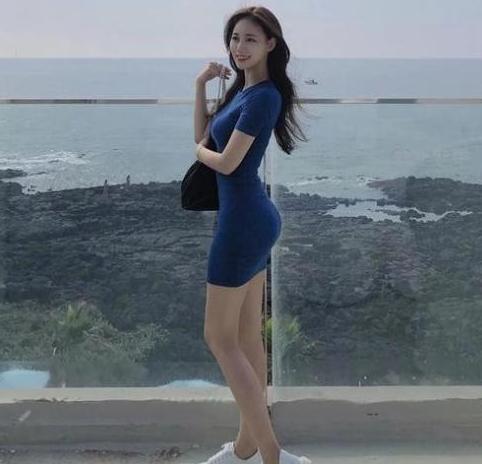 芒果体育27岁韩国小姐姐黄金比例身材坚持健身令她魅力十足(图2)