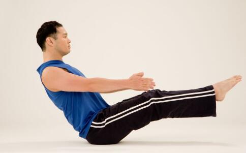芒果体育怎么锻炼腹肌 试试这五个动作(图1)