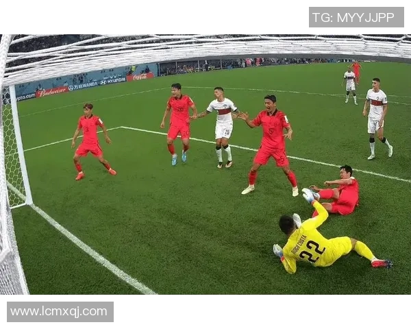 多德勒支与斯球队激战正酣精彩对决引发球迷热议