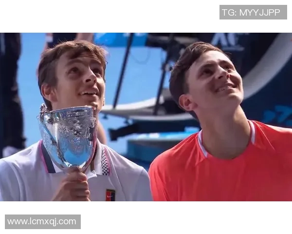 雷丁与威科姆激战正酣最终比分揭晓引发热议 雷丁与威科姆激战正酣最终比分揭晓引发热议