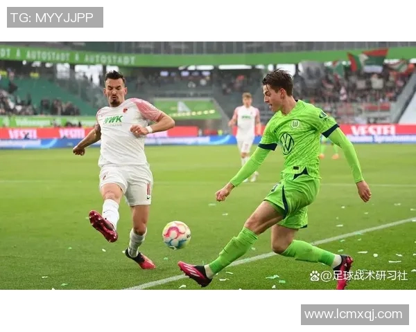 首尔与沃尔夫斯堡的激烈对决揭示足球战术与团队精神的较量 首尔与沃尔夫斯堡的激烈对决揭示足球战术与团队精神的较量