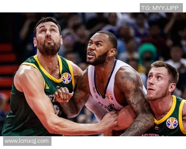 南非男篮与俄罗斯男篮激战正酣谁将赢得这场精彩对决 南非男篮与俄罗斯男篮激战正酣谁将赢得这场精彩对决